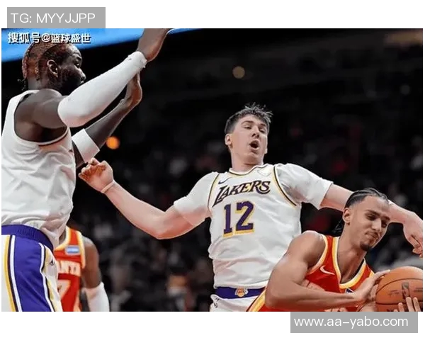 湖人主场球迷提前退场败给残阵太阳令人失望 湖人主场球迷提前退场败给残阵太阳令人失望